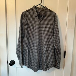 Pick any 4 of any $6 men’s button-down for $18!! Very lightly worn.